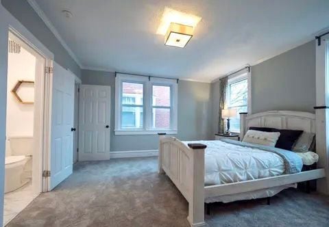 Building Photo - 34 E Liberty St