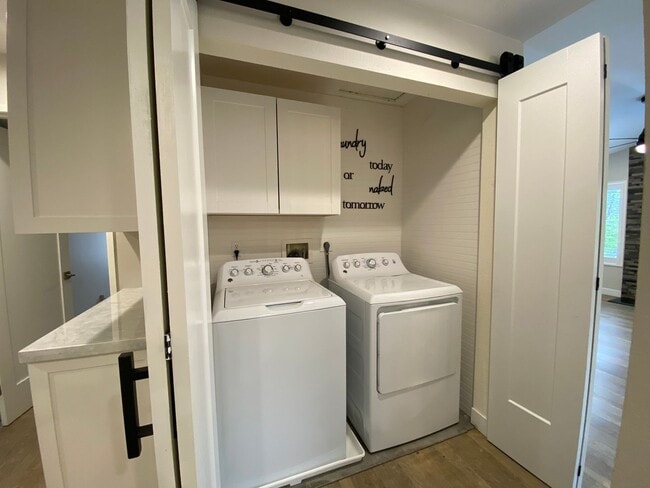 Building Photo - *Special Offer*Beautifully Renovated Condo in Rancho Bernardo!