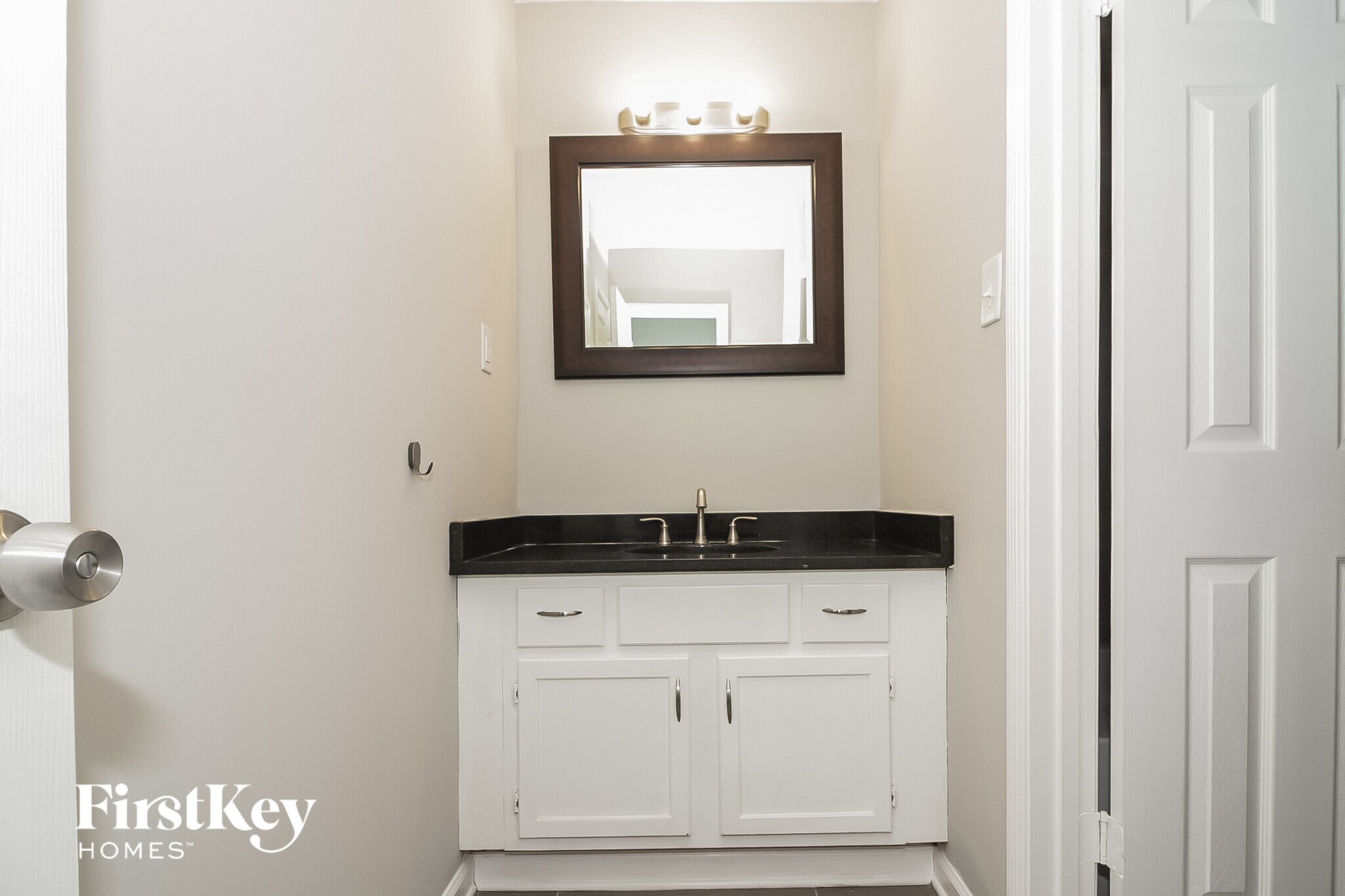 Building Photo - 7650 Charstone Dr