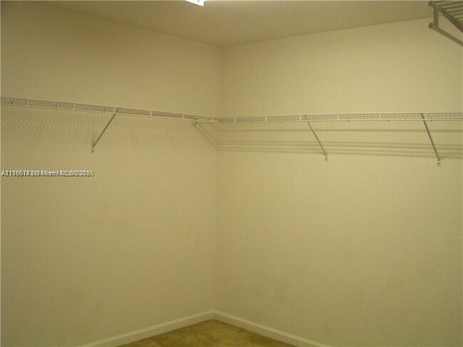 Building Photo - 1309 Alicante Ct