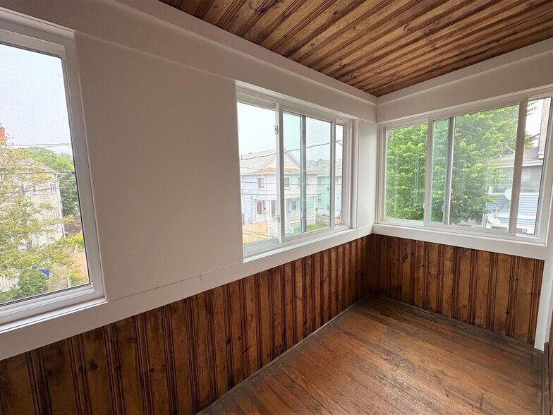 Building Photo - 65 Boston Ave