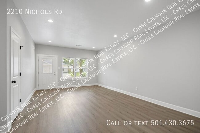Building Photo - 2210 Nichols Rd