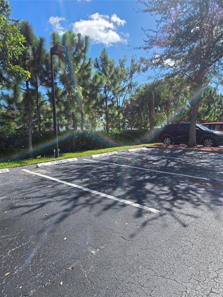 Building Photo - 6323 La Costa Dr