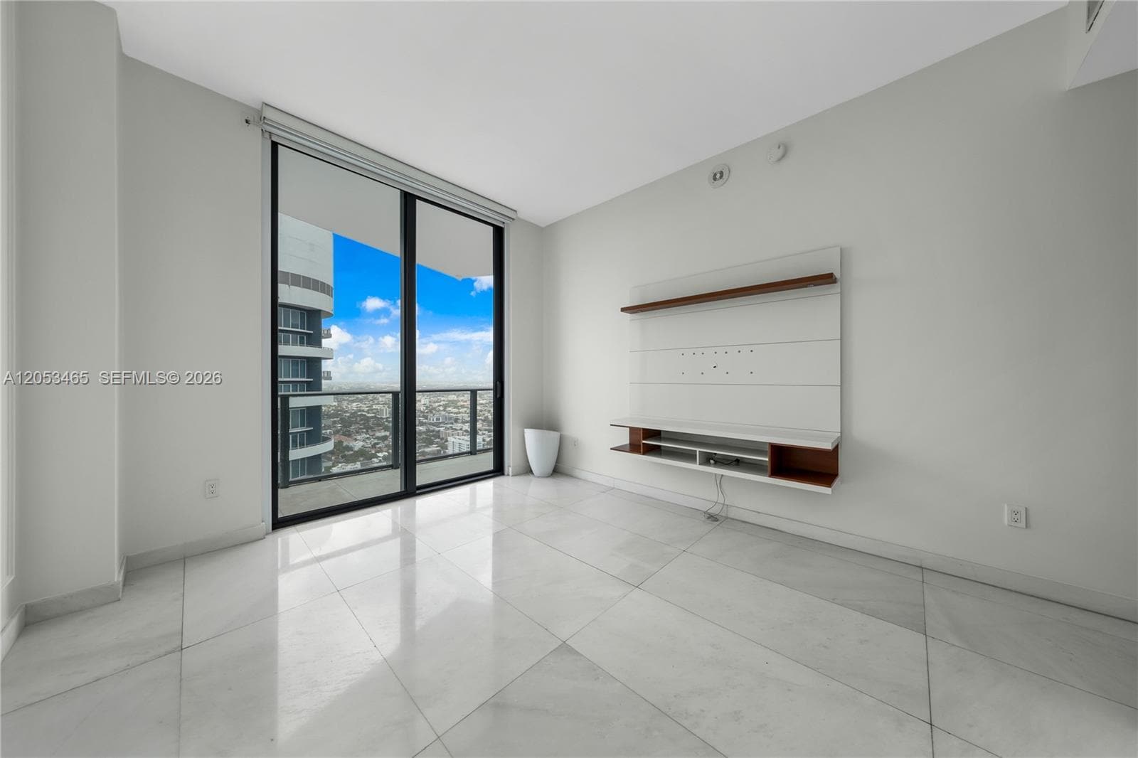 Building Photo - 1300 S Miami Ave