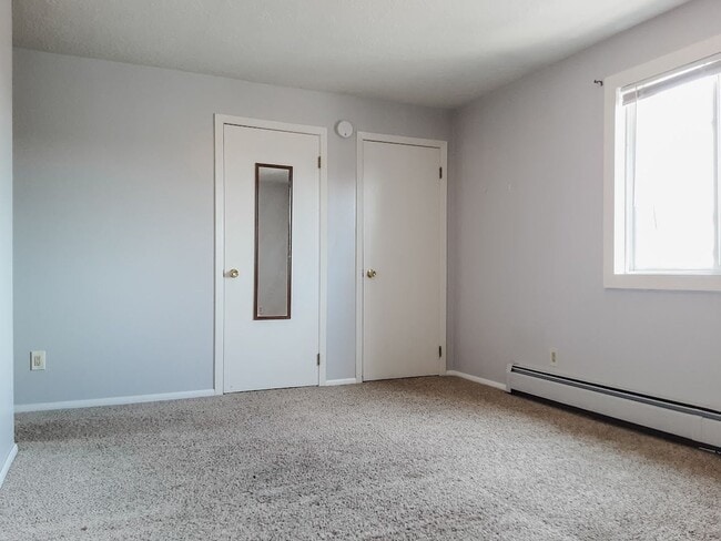 Building Photo - UTILITIES INCLUDED! Large 3 bed/ 1.5 bath ...