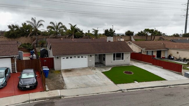 Building Photo - 1286 Waxwing Ln