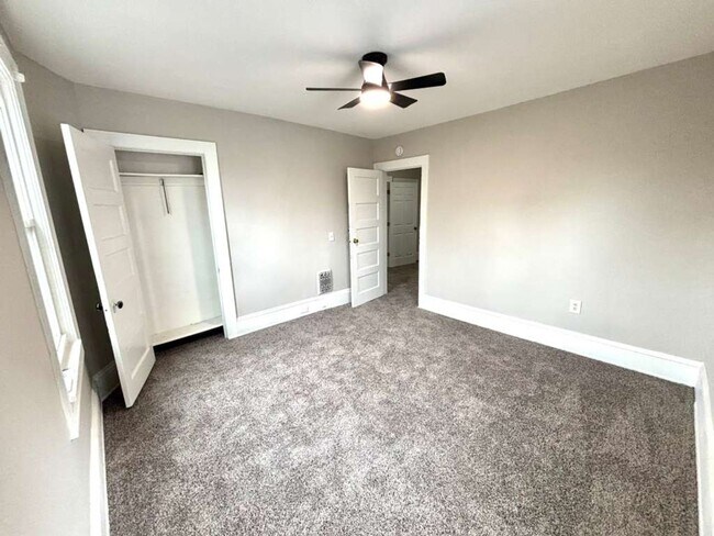 Building Photo - 6407 Dibble Ave