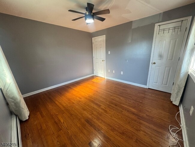 Building Photo - 2505 Girard Pl