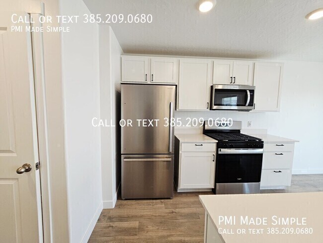 Building Photo - 866 E Sand Dollar Wy