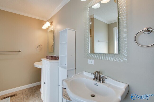 Building Photo - 466 Warrenton Shores Dr