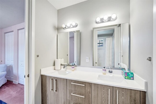 Building Photo - 3534 Forest View Cir