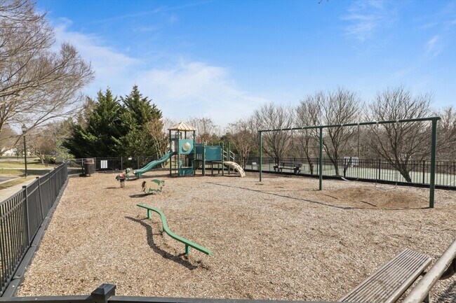 Building Photo - 15224 Grigsby Pl