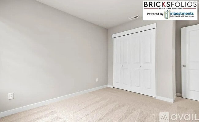 Building Photo - Discover Your Dream Home in Puyallup