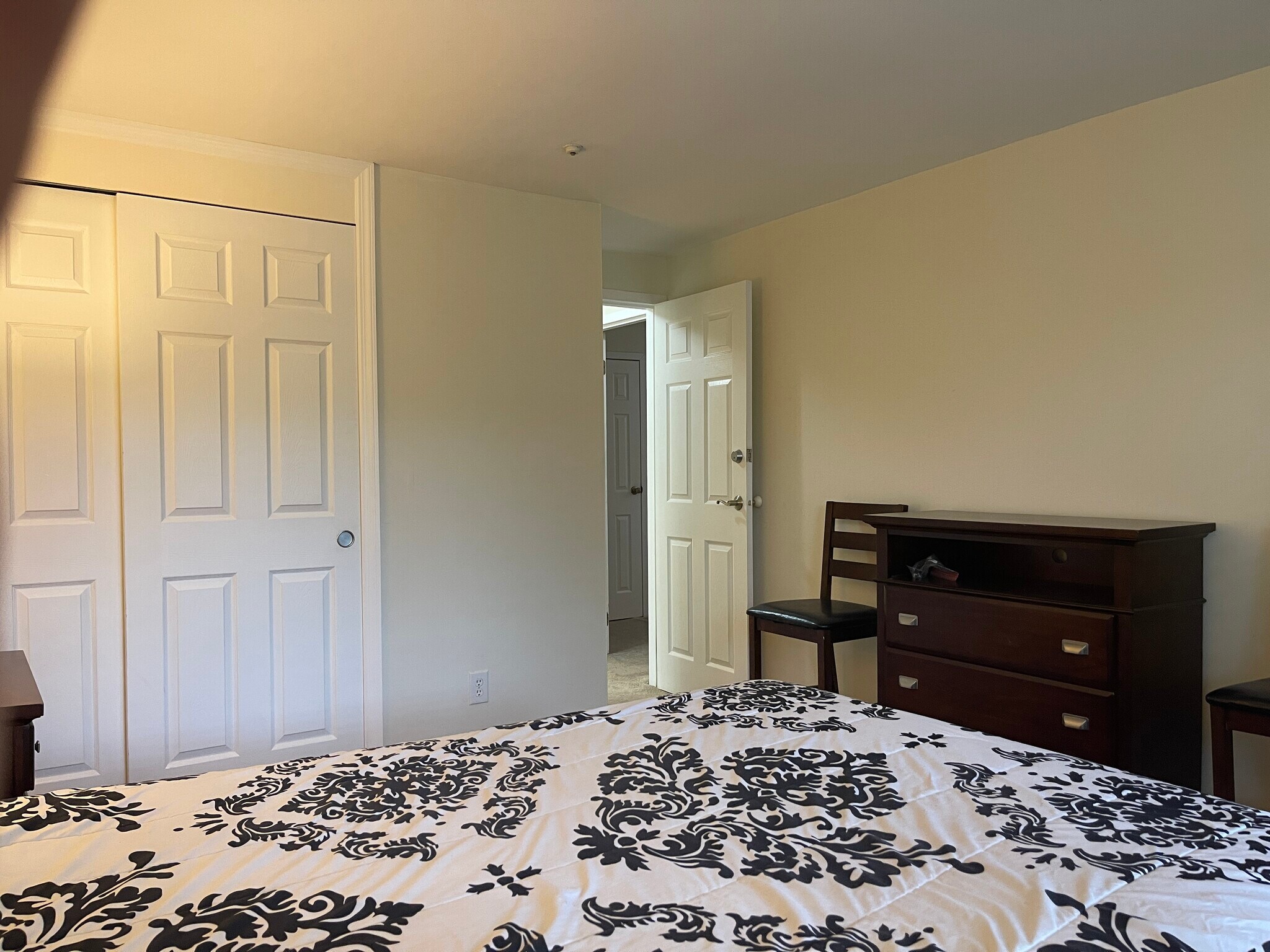 Bedroom #2 / 2nd Floor - 158 Cambridge Dr
