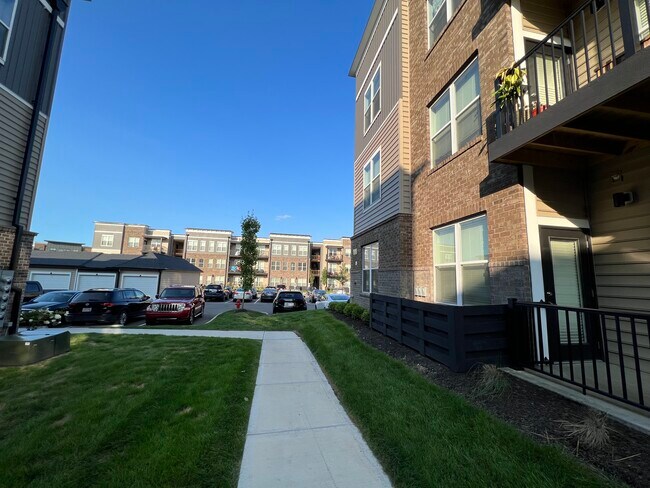 Building Photo - 2925 Angelo Joseph Ln