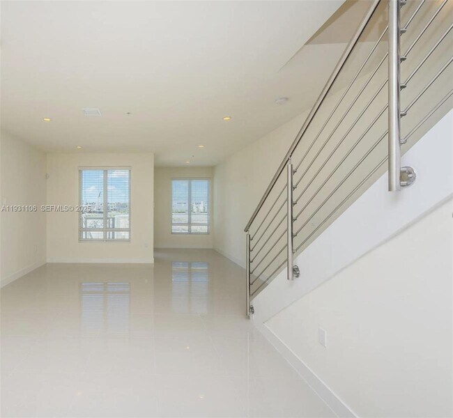 Building Photo - 6415 NW 102nd Path