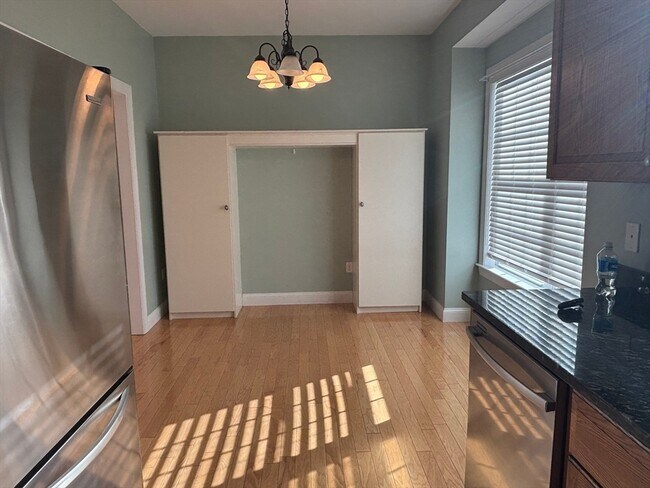 Building Photo - 501 Autumn Ridge Dr