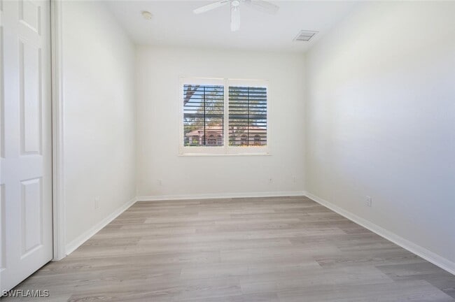 Building Photo - 10800 Fieldfair Dr