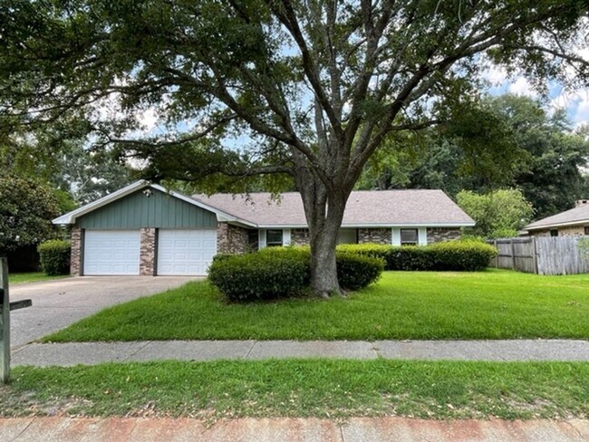 Primary Photo - MOVE-IN SPECIAL! 3-Bedroom Home in Fort Ba...