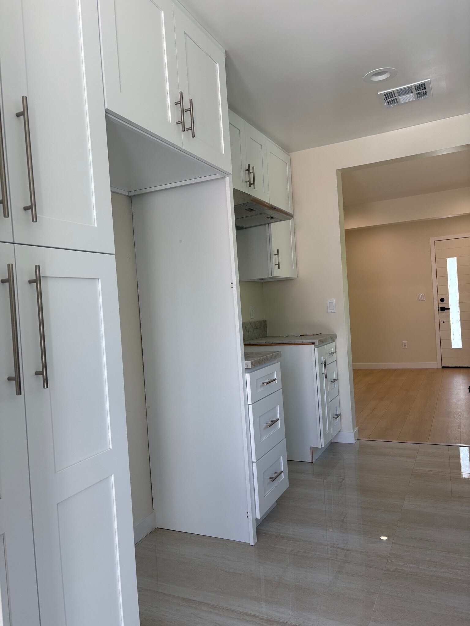 Building Photo - 11911 Stagg St