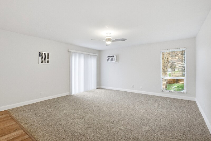 Building Photo - 172 W Clinton Ave