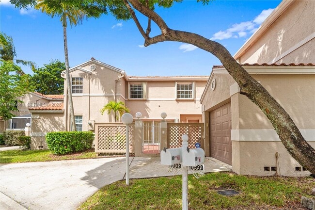 Building Photo - 11009 Mainsail Dr