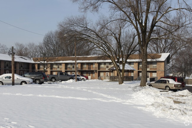 4226 Hillview Ave - Hillview Manor