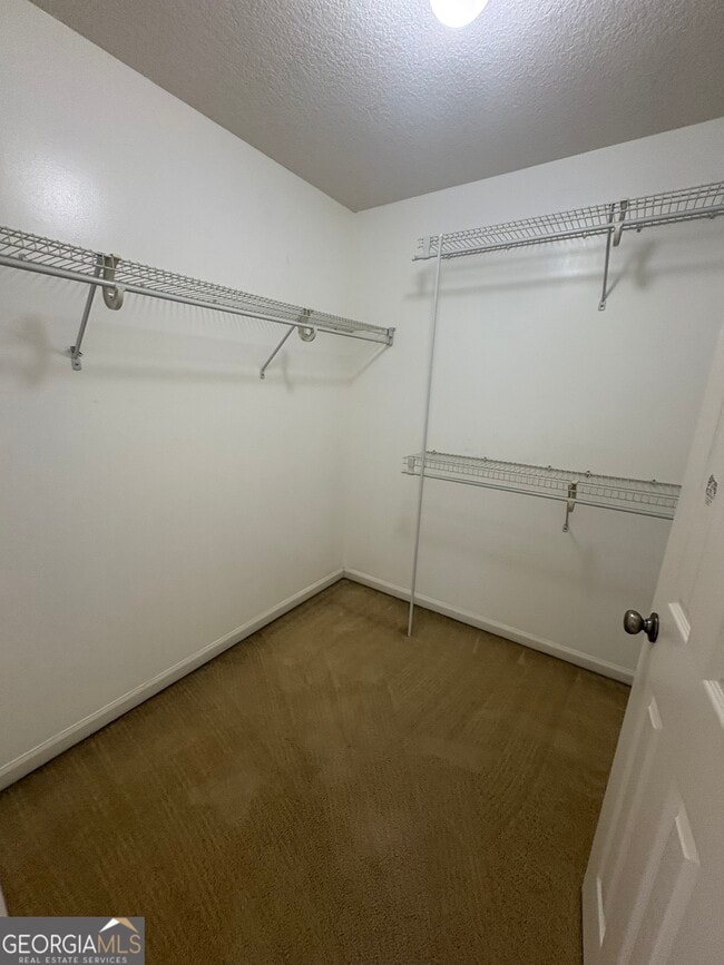 Building Photo - 603 Victorias Cir