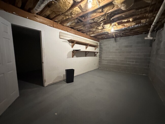 Building Photo - 1346 Nadenbousch Ln