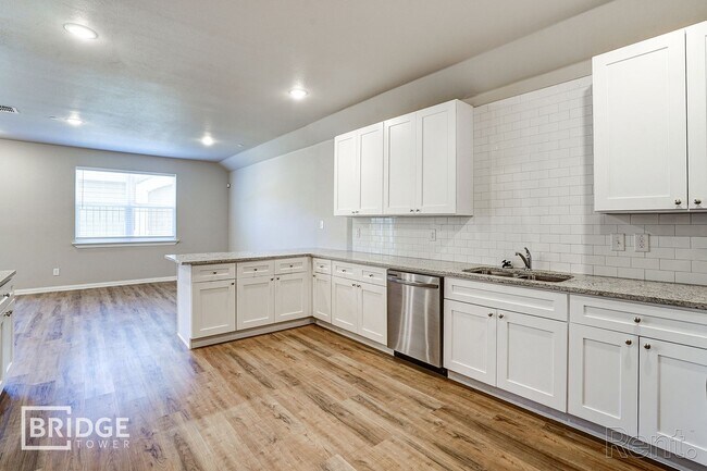 Building Photo - JUNIPER PLAN