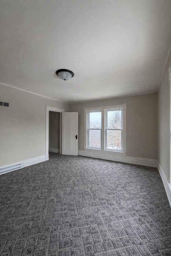 Building Photo - 119 S 3rd St