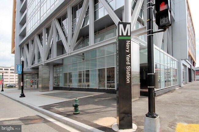 Building Photo - 1301 Delaware Ave SW