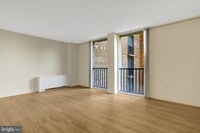 Building Photo - 4600 S Four Mile Run Dr