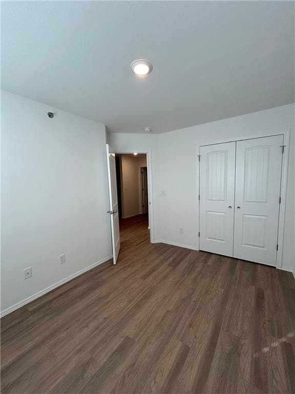 Building Photo - 2806 W Mockingbird Ln