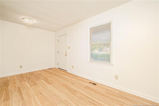Building Photo - 7010 Medway Ct