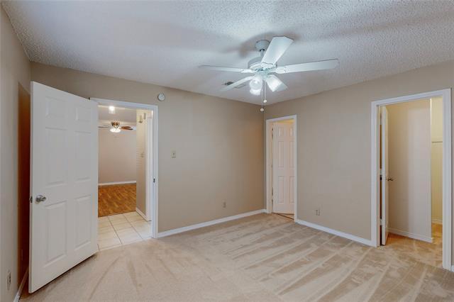 Building Photo - 1912 N Irving Heights Dr