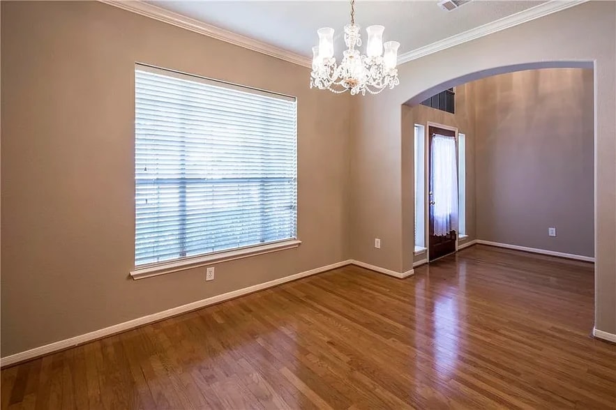 Building Photo - 2902 Sunbird Dr