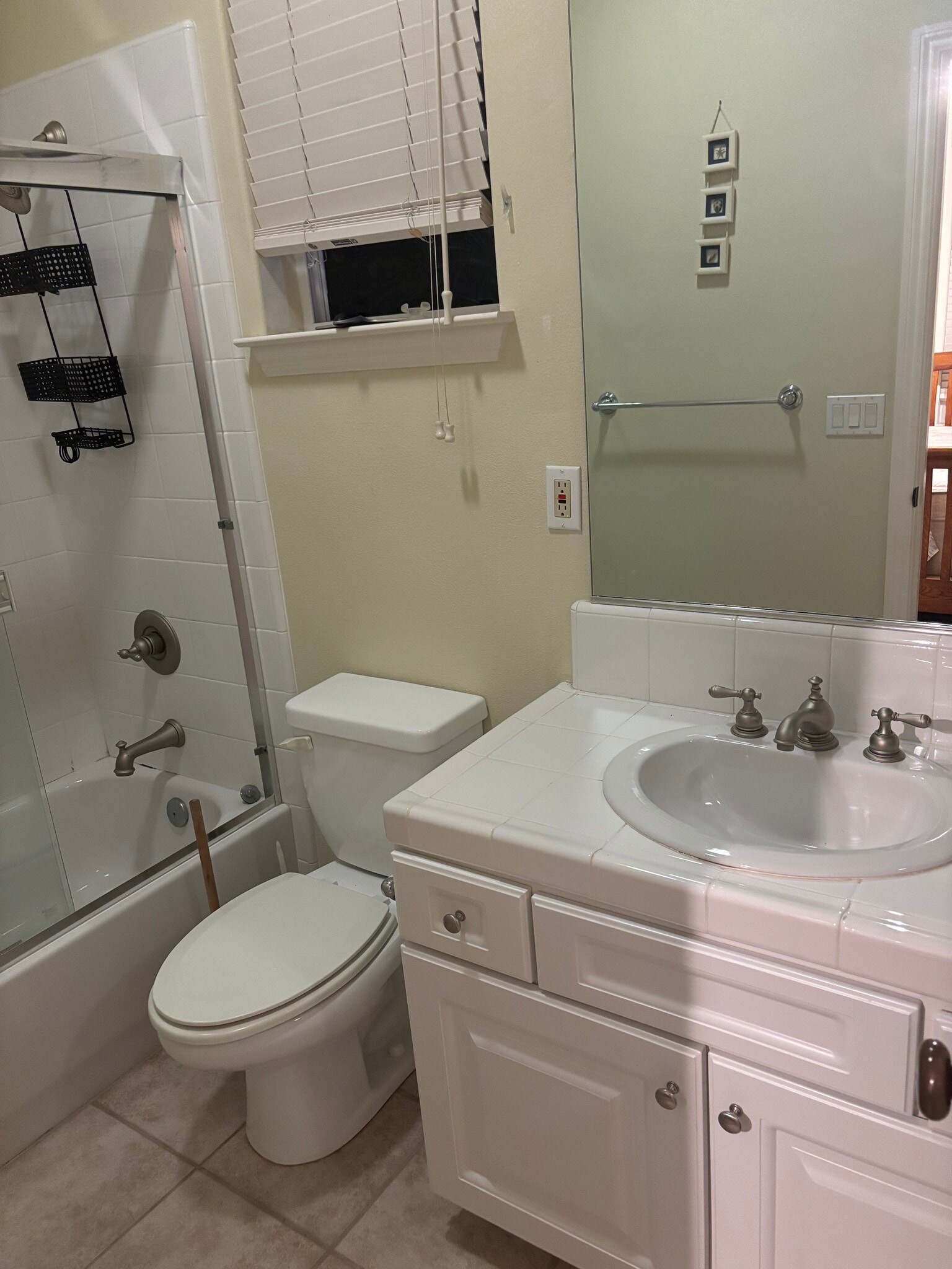 Building Photo - 1749 Spooner Dr