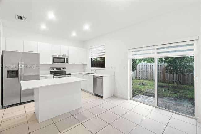 Building Photo - 12307 NW 23rd Ct