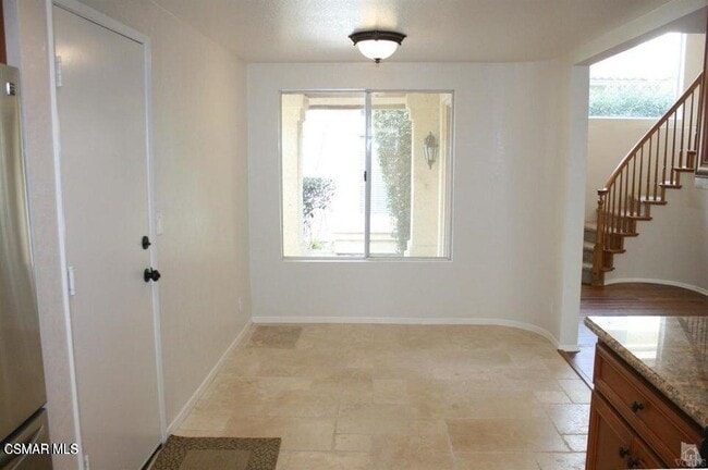 Building Photo - 536 Fairfield Rd