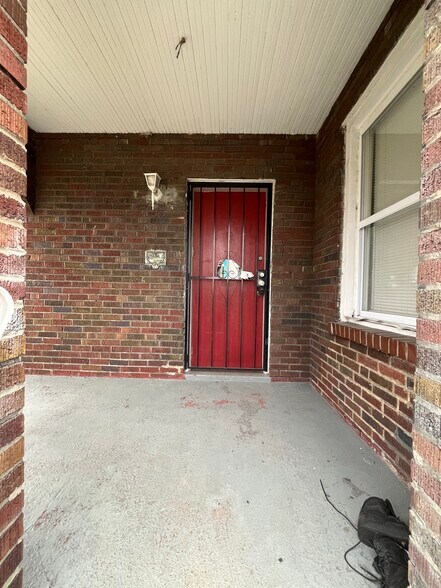 Building Photo - 5109 Cote Brilliante Ave