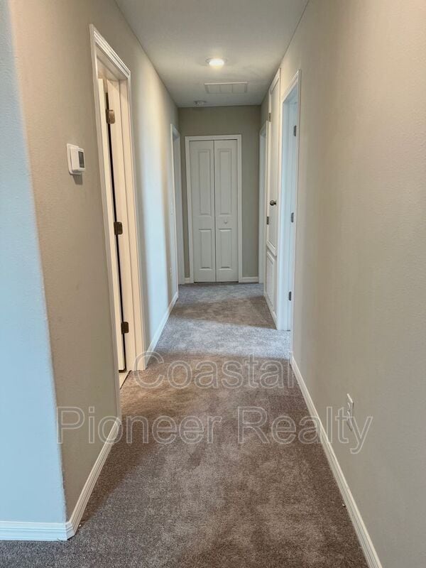 Building Photo - 16695 Parker River St