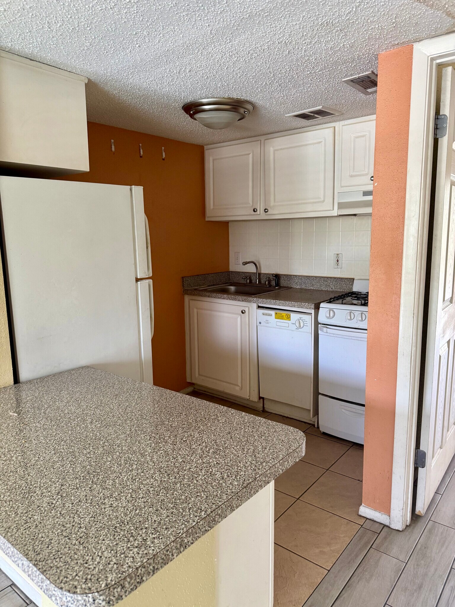 Building Photo - 103 Oyster Bay Cir