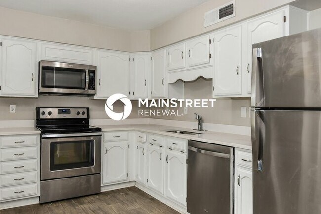 Building Photo - 3 Bedroom Pet-Friendly Home in PLANO, TX w...
