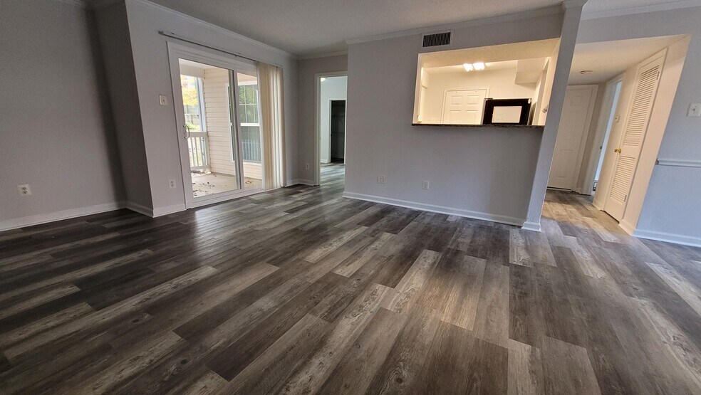 Living Room and Kitchen View - 1509 Lincoln Way