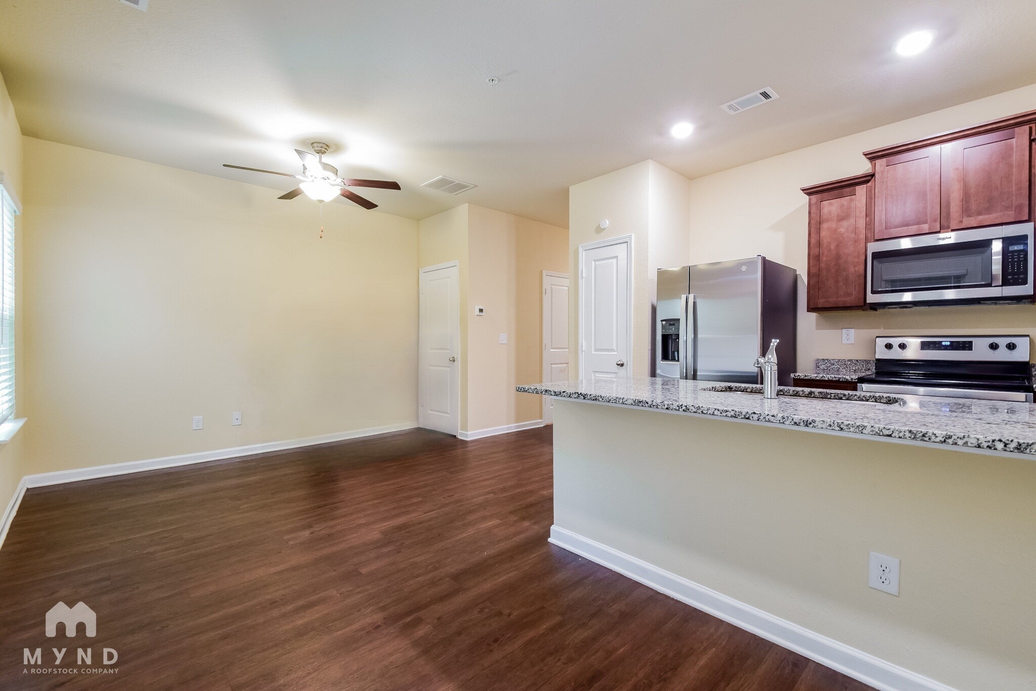 Building Photo - 306 Highwood Ln