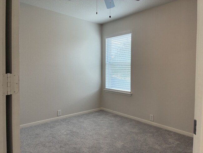 Building Photo - 10331 Marble Crest Dr