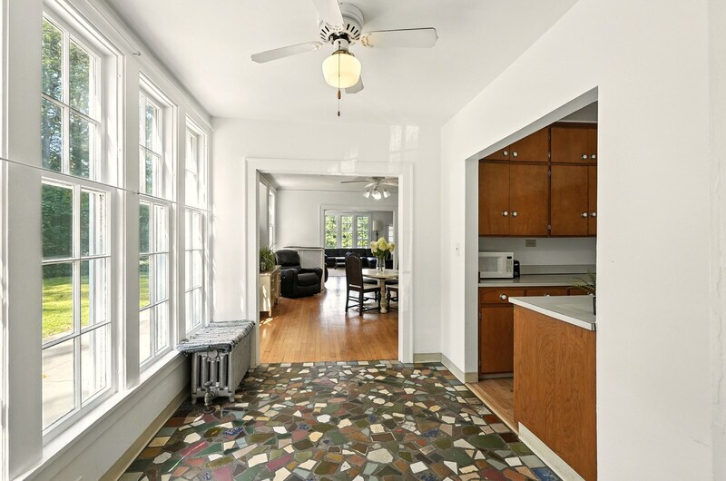 Building Photo - 2341 S Overlook Rd