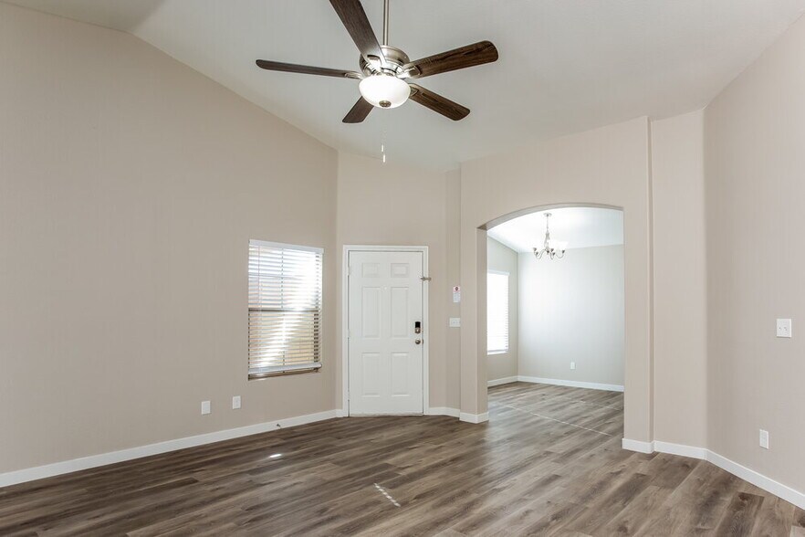 Building Photo - 918 Rocky Stone Ave