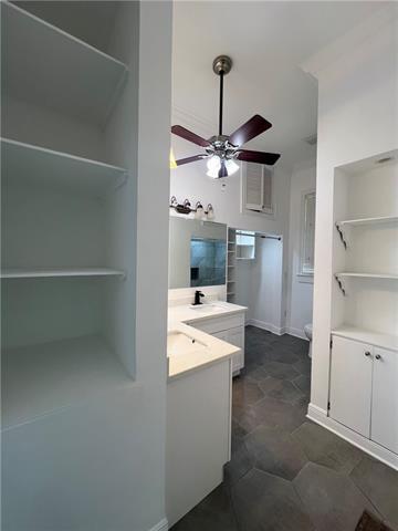 Building Photo - 6511 W End Blvd